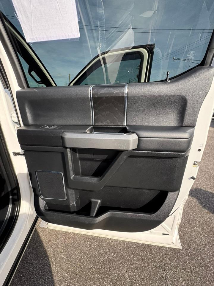 Ford F-350 SD Platinum Crew Cab Long Box 4WD DRW 2019