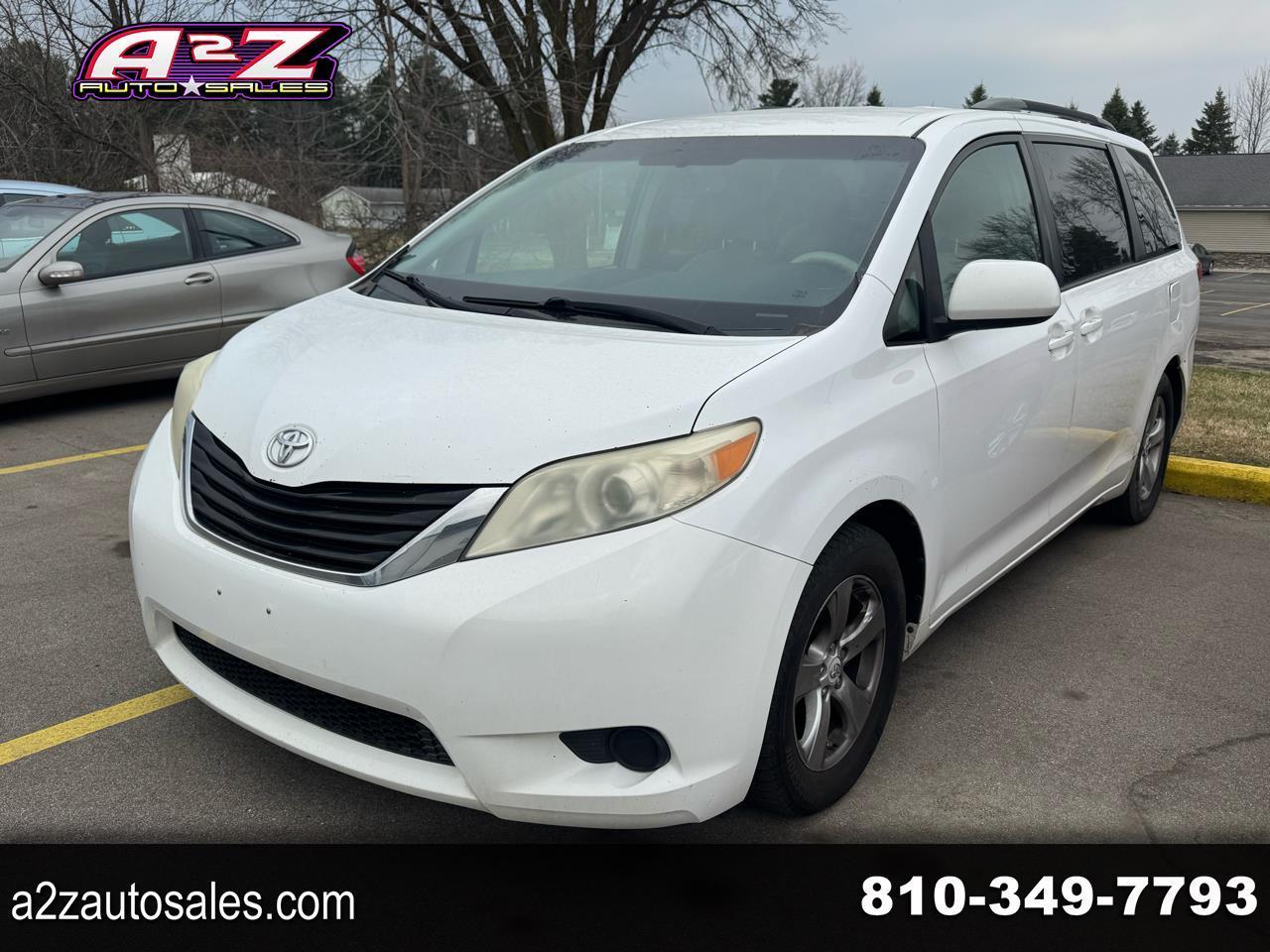 Toyota Sienna LE FWD 8-Passenger V6 2012
