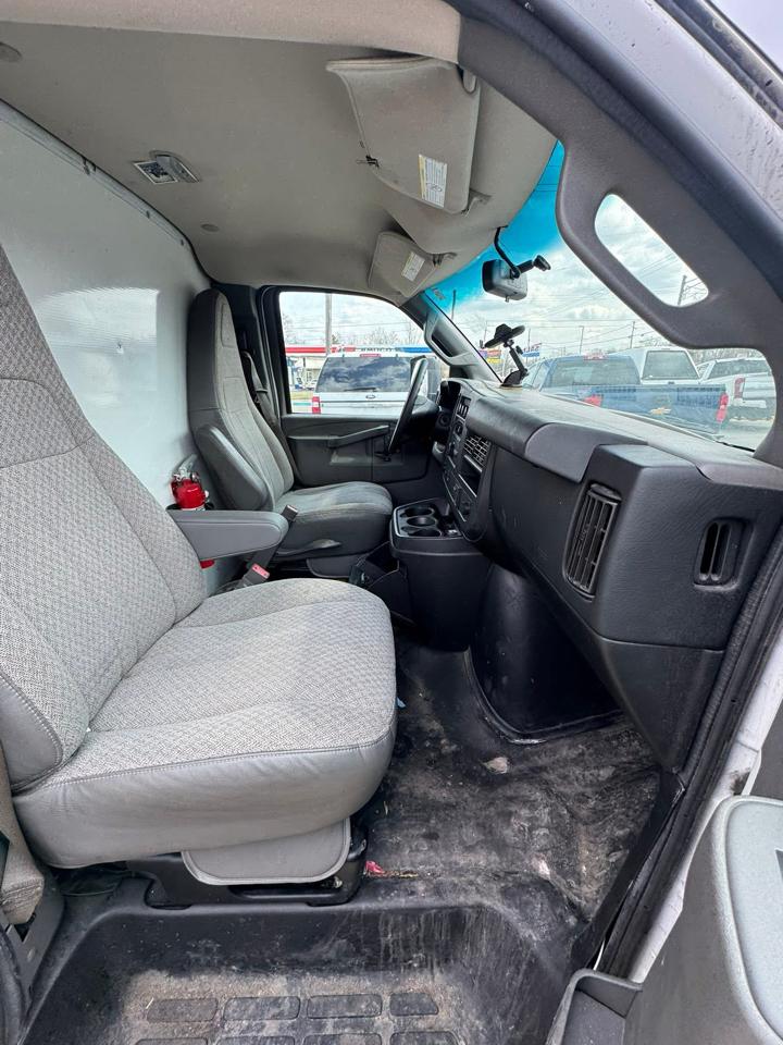 Chevrolet Express G3500 177" 2018