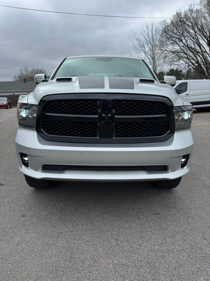 RAM 1500 Sport Crew Cab SWB 4WD 2017