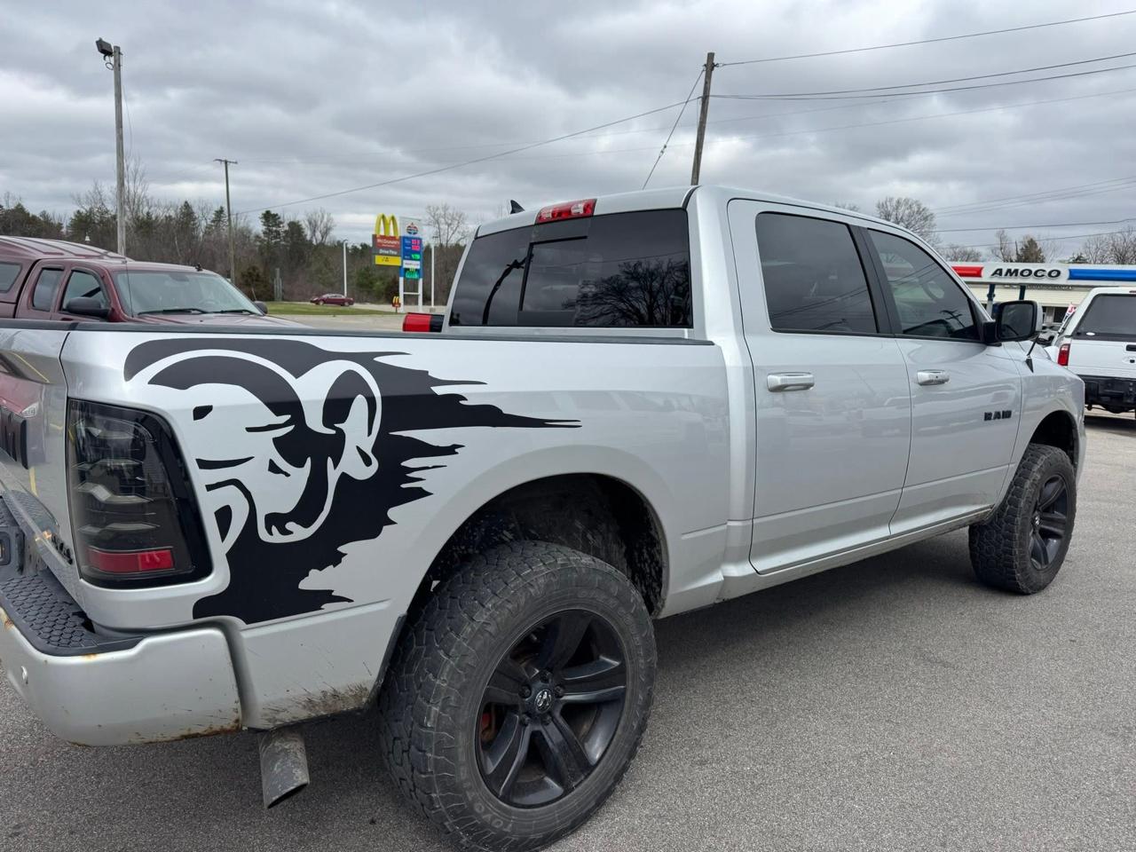 RAM 1500 Sport Crew Cab SWB 4WD 2017