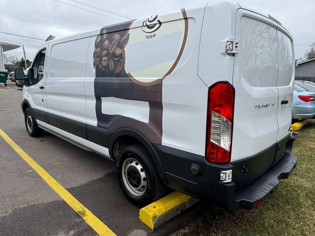 Ford Transit 150 Van Low Roof 60/40 Pass. 148-in. WB 2018