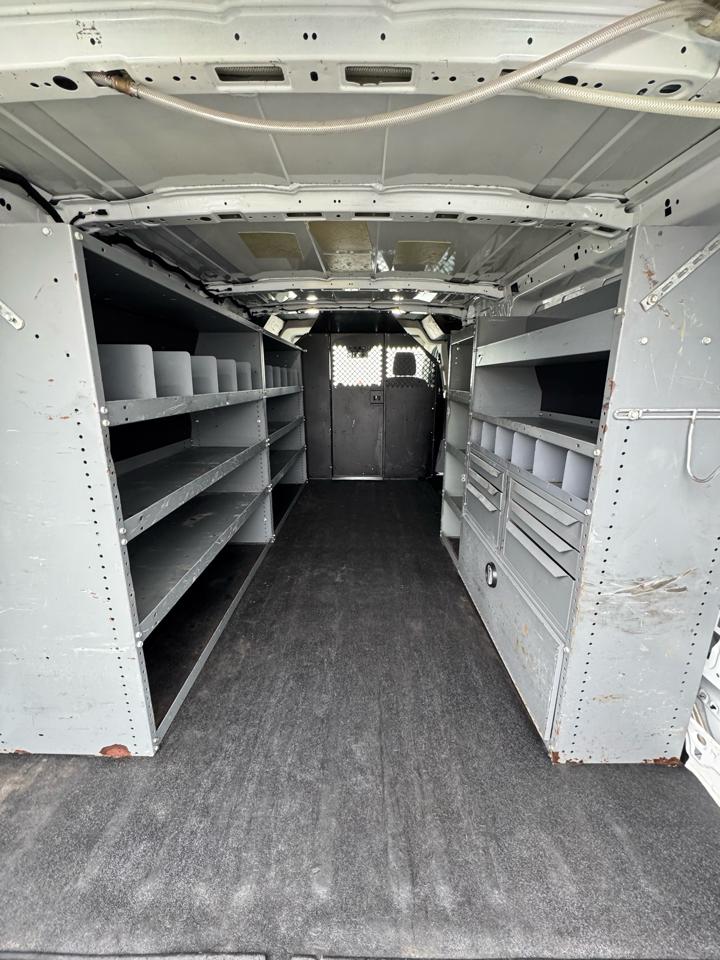 Ford Transit 150 Van Low Roof 60/40 Pass. 148-in. WB 2018