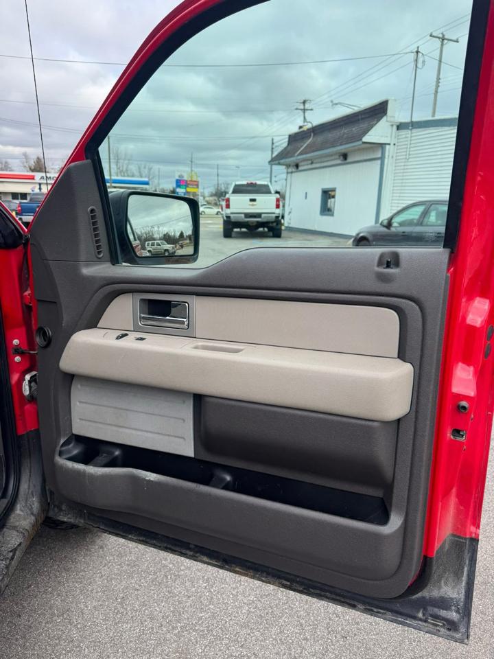 Ford F-150 XL SuperCab 8-ft. Bed 4WD 2010