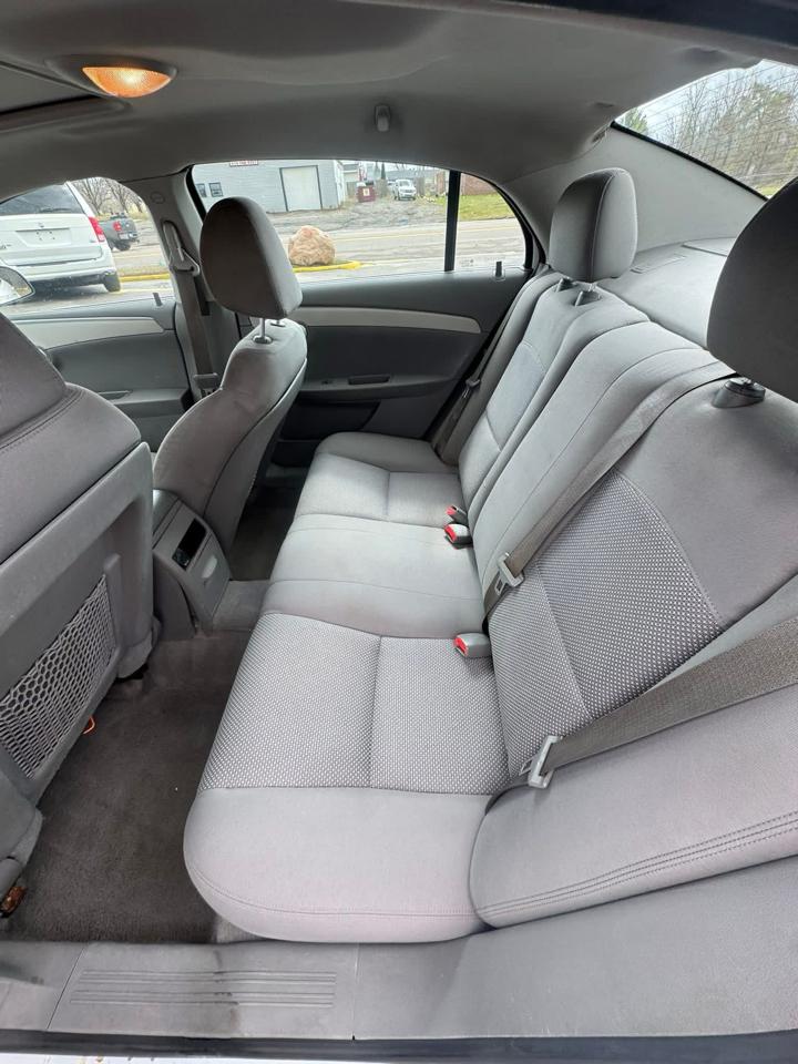 Chevrolet Malibu 1LT 2012