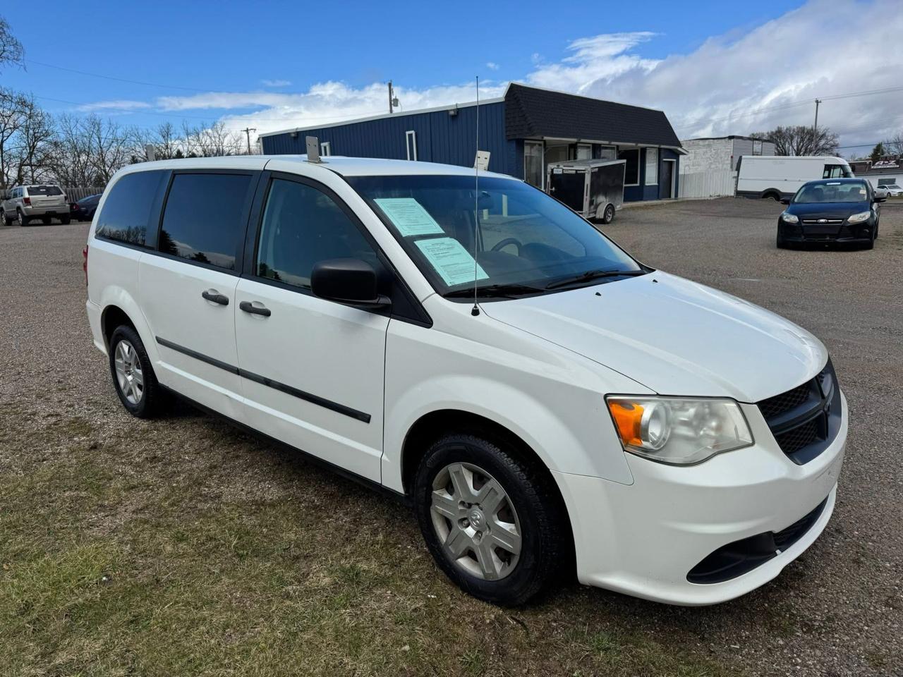 RAM Cargo Van Base 2012