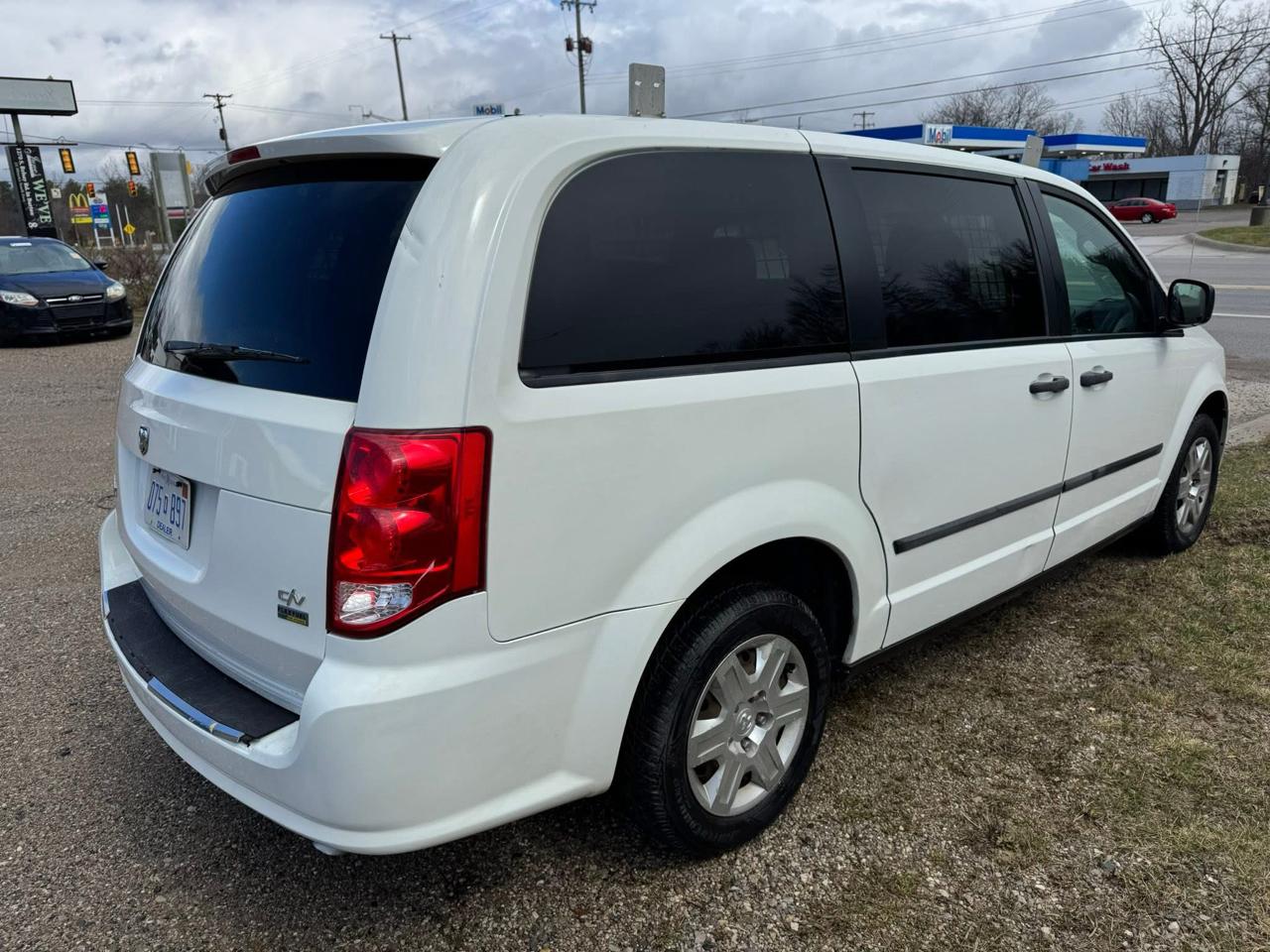 RAM Cargo Van Base 2012