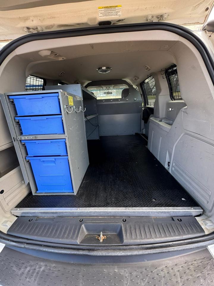 RAM Cargo Van Base 2012