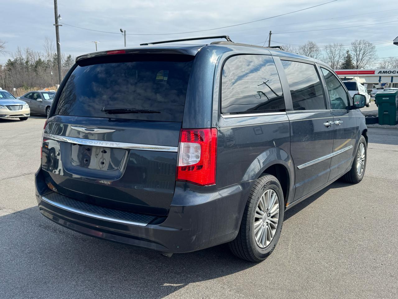 Chrysler Town & Country Touring-L 2014
