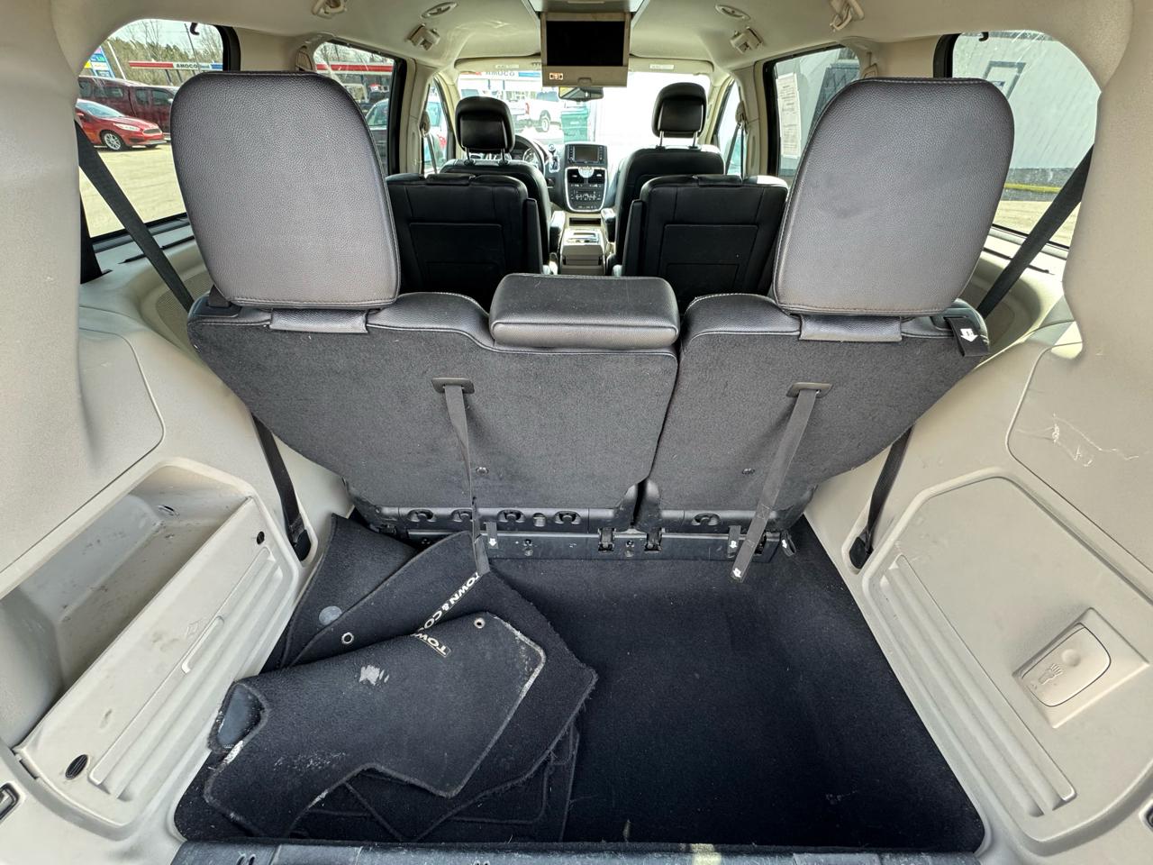 Chrysler Town & Country Touring-L 2014