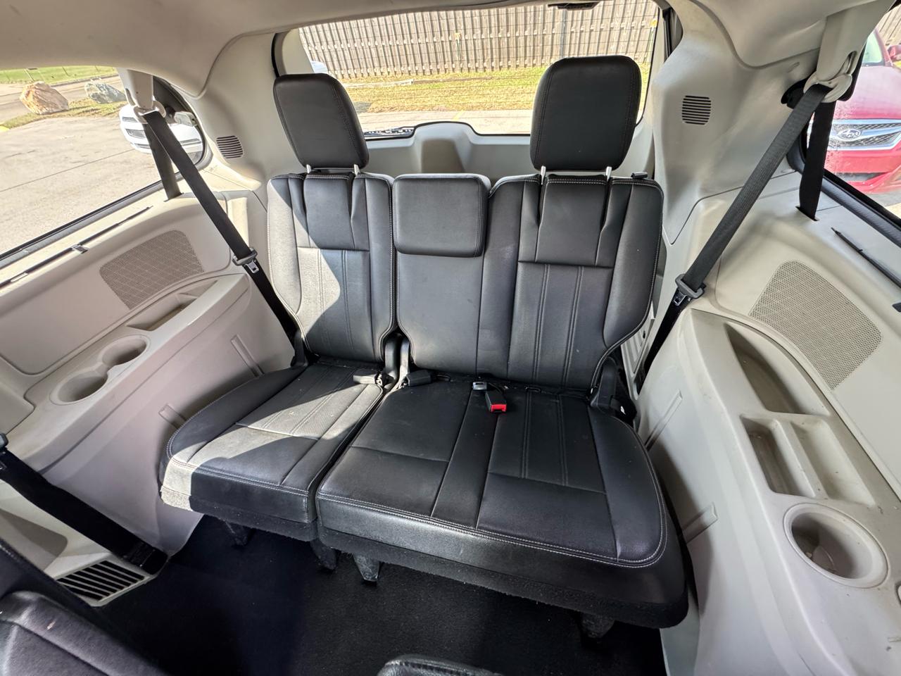 Chrysler Town & Country Touring-L 2014