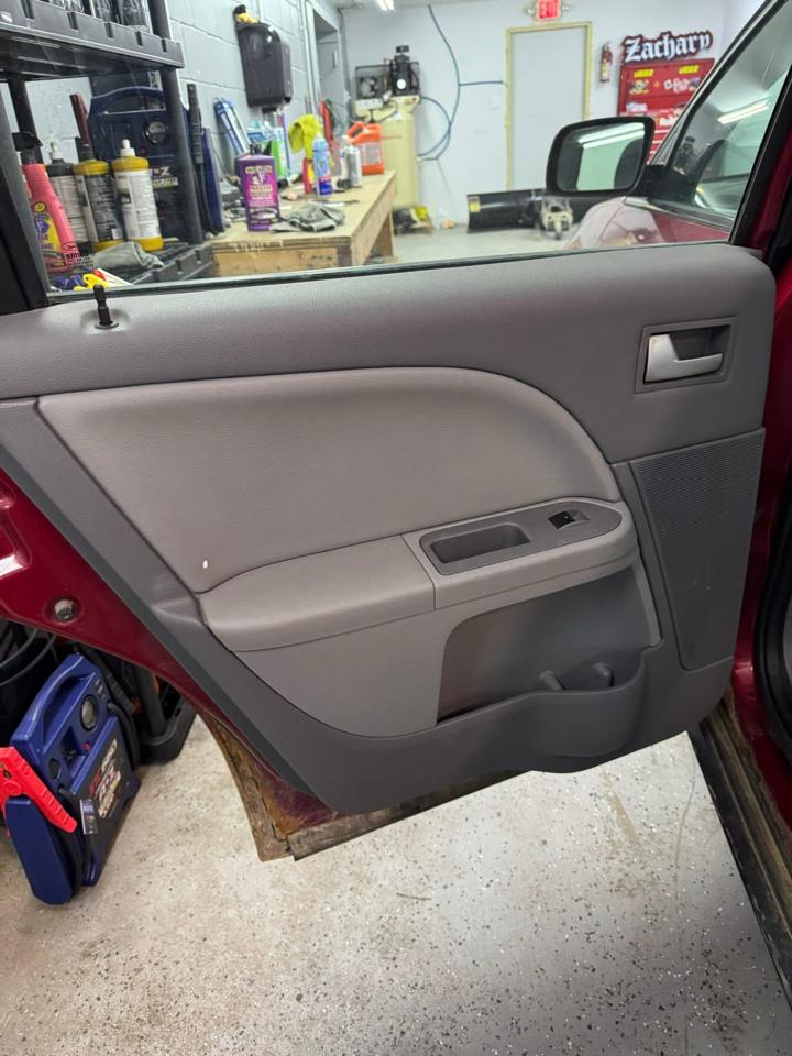 Ford Five Hundred SE 2006