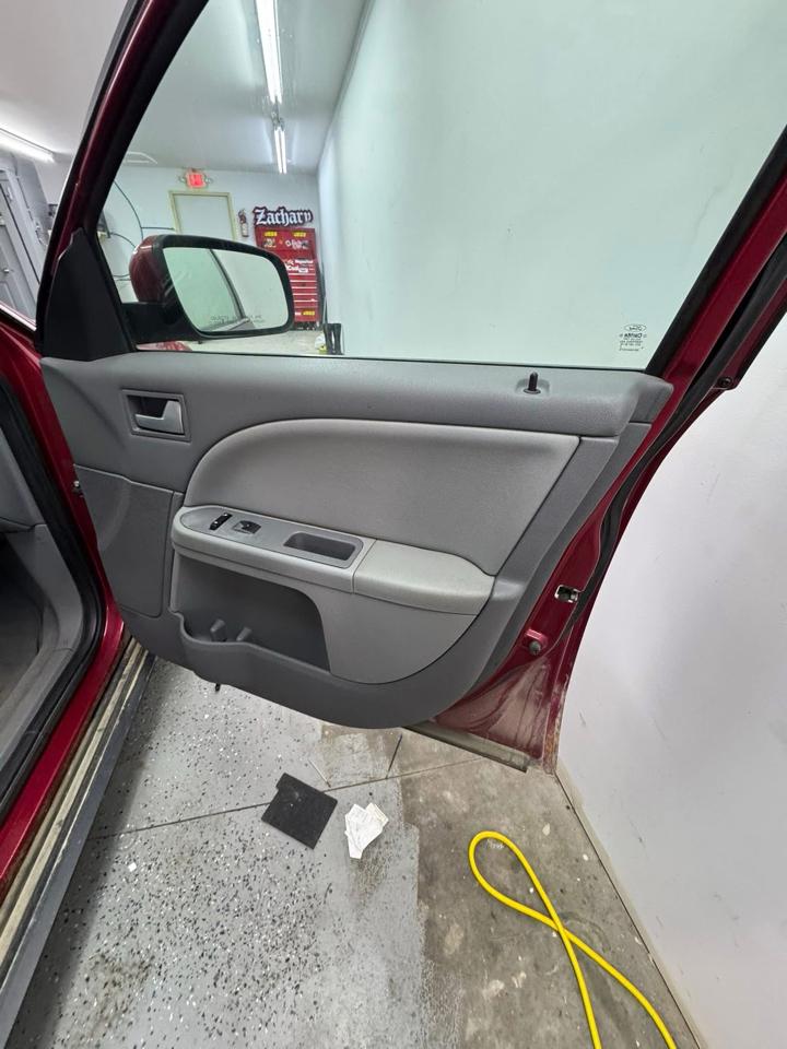 Ford Five Hundred SE 2006