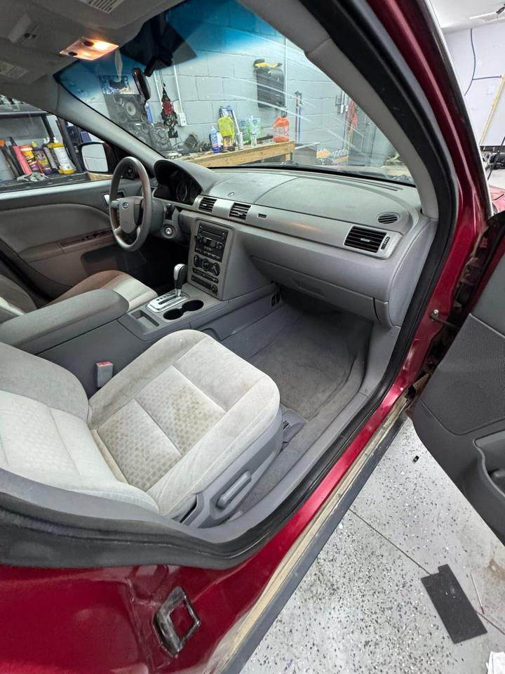 Ford Five Hundred SE 2006