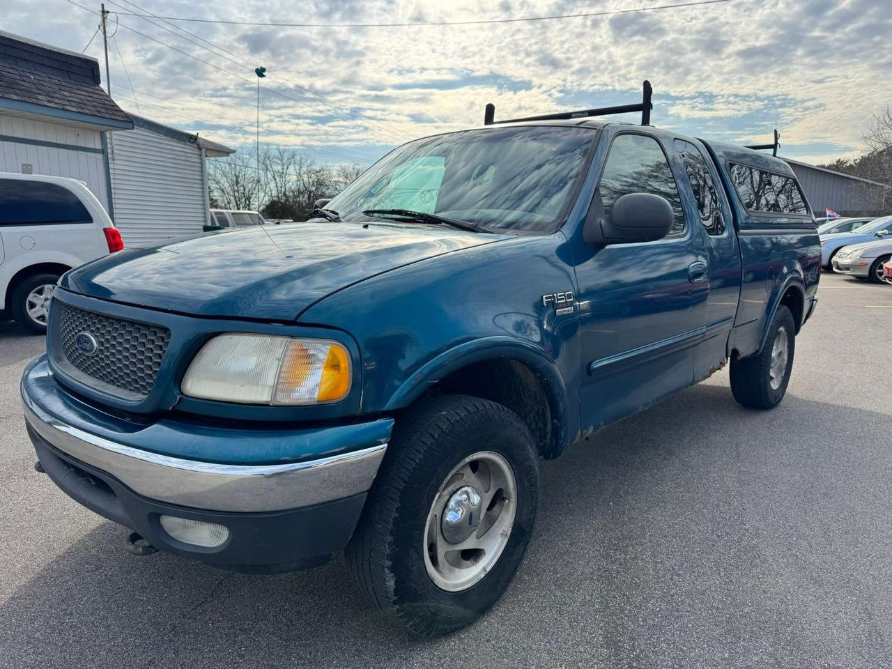 Ford F-150 WS SuperCab Short Bed 4WD 2000