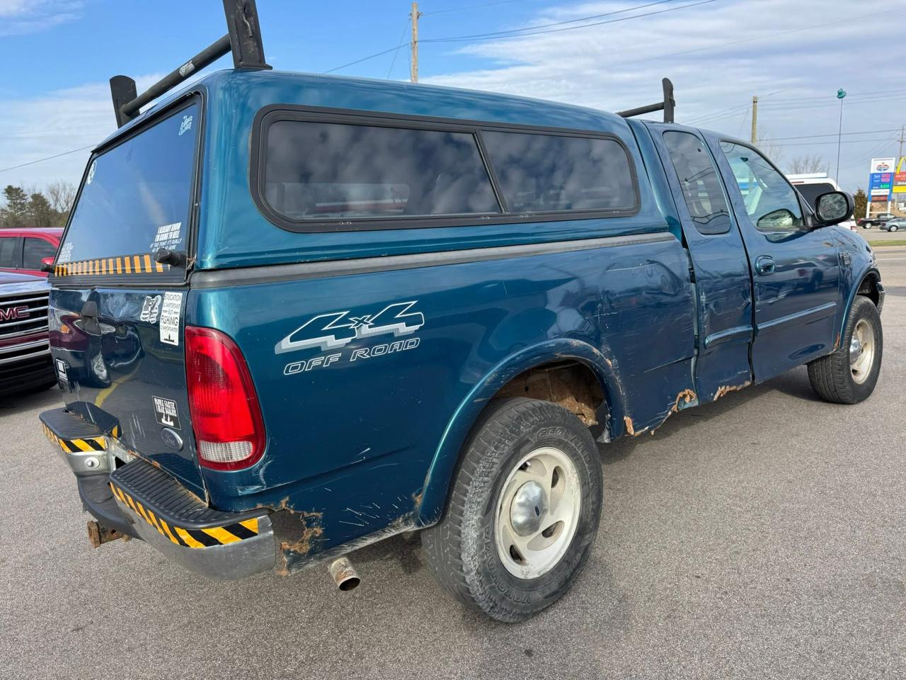 Ford F-150 WS SuperCab Short Bed 4WD 2000