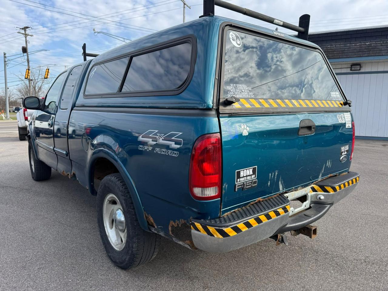 Ford F-150 WS SuperCab Short Bed 4WD 2000