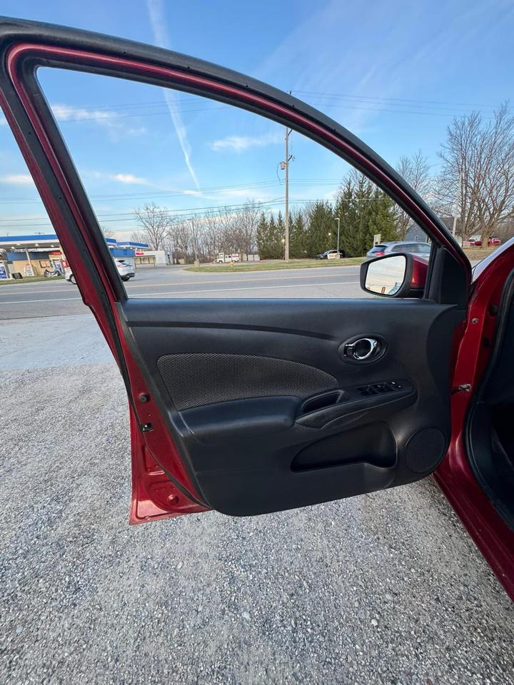 Nissan Versa 1.6 S 5M 2018