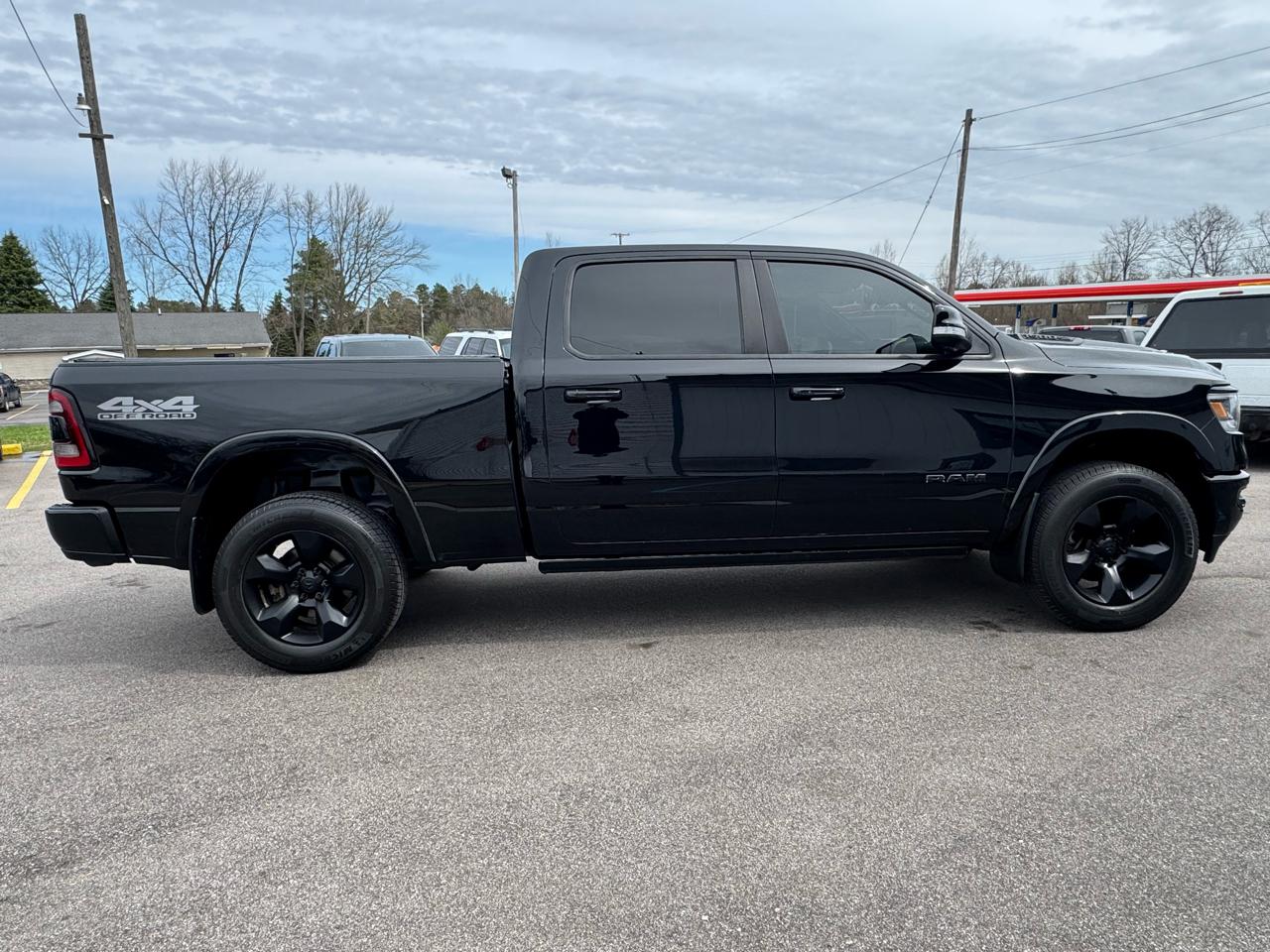 RAM 1500 Laramie Crew Cab LWB 4WD 2019