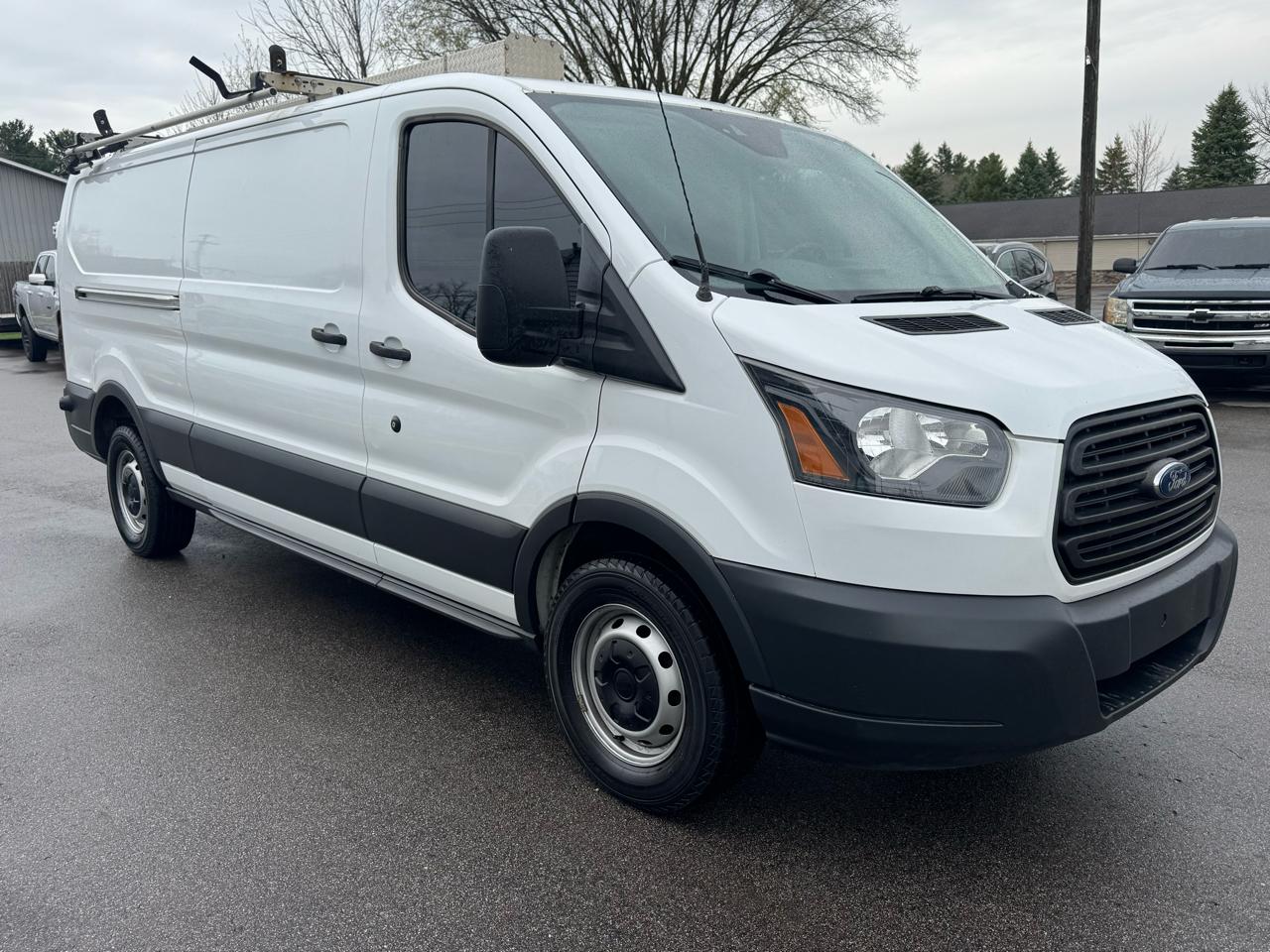 Ford Transit 250 Van Low Roof w/Sliding Pass. 148-in. WB 2017