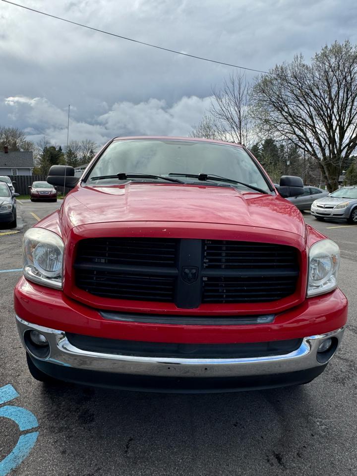 Dodge Ram 1500 SXT Quad Cab Long Bed 4WD 2008