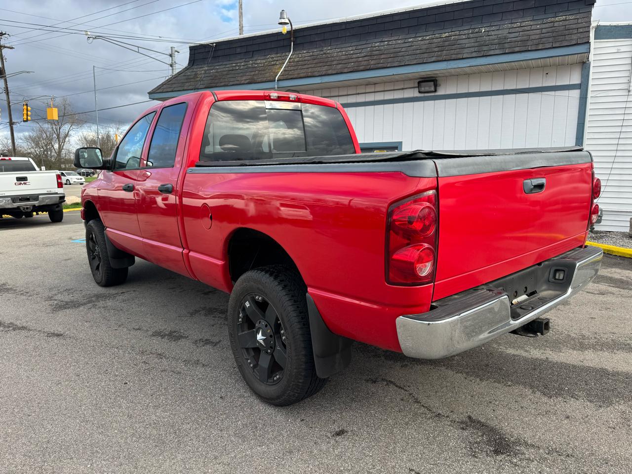Dodge Ram 1500 SXT Quad Cab Long Bed 4WD 2008