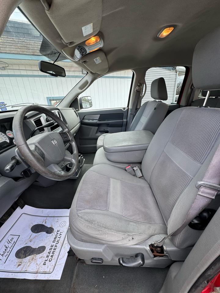 Dodge Ram 1500 SXT Quad Cab Long Bed 4WD 2008