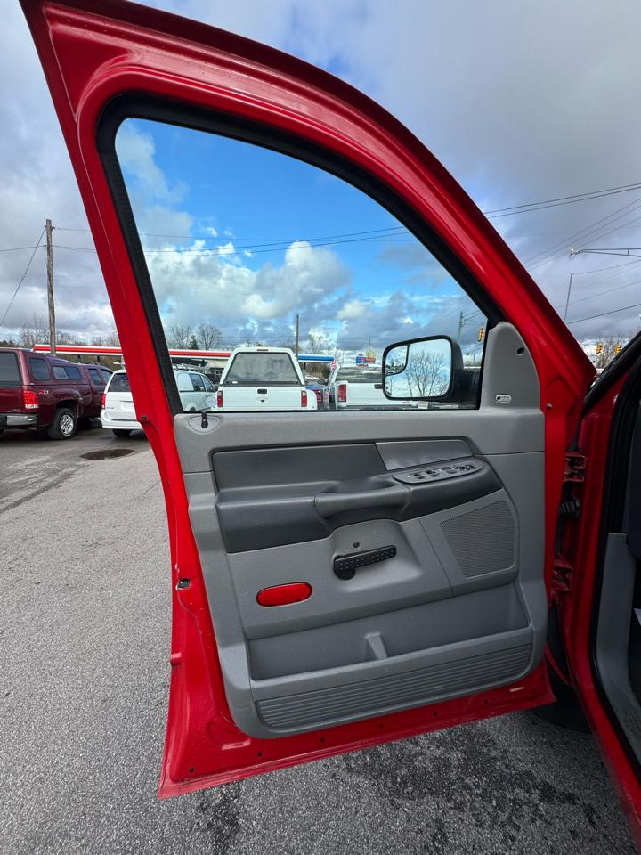 Dodge Ram 1500 SXT Quad Cab Long Bed 4WD 2008