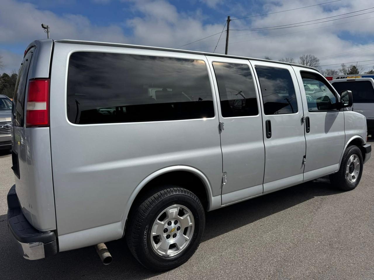 Chevrolet Express LT 1500 2014