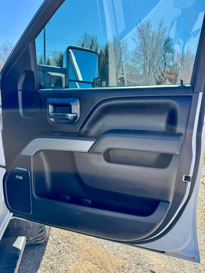 Chevrolet Silverado 2500HD LTZ Crew Cab Long Box 4WD 2016