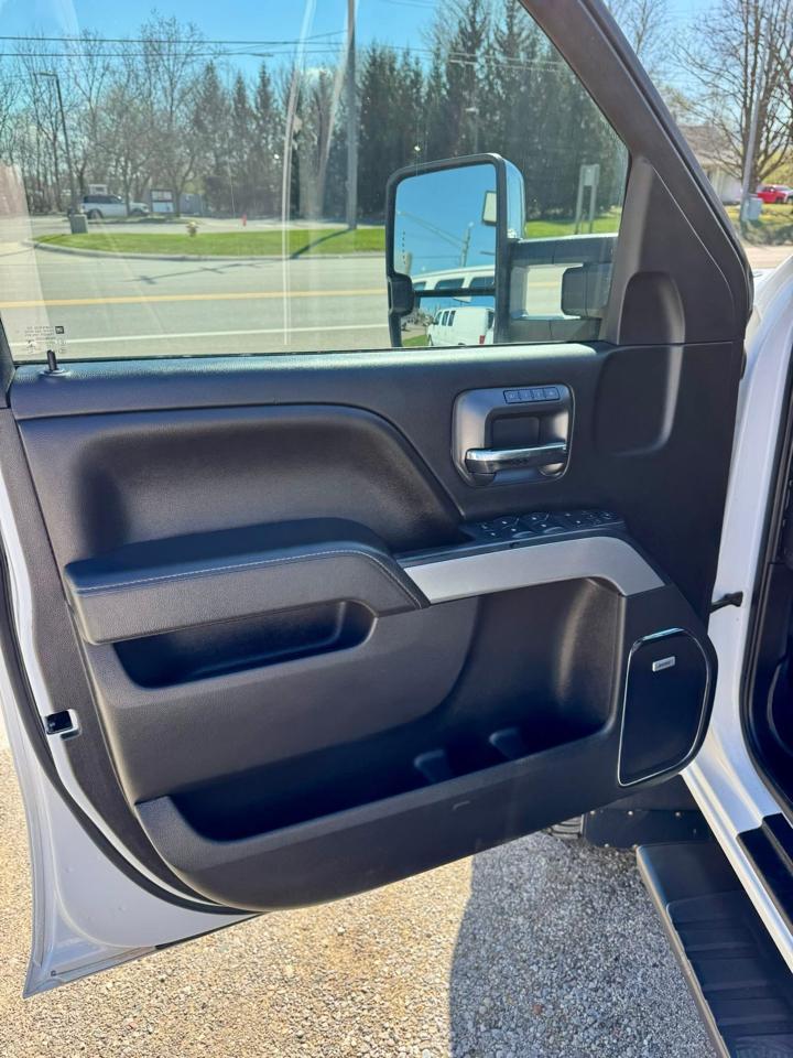 Chevrolet Silverado 2500HD LTZ Crew Cab Long Box 4WD 2016