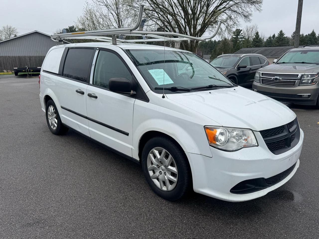 RAM Cargo Van Base 2015