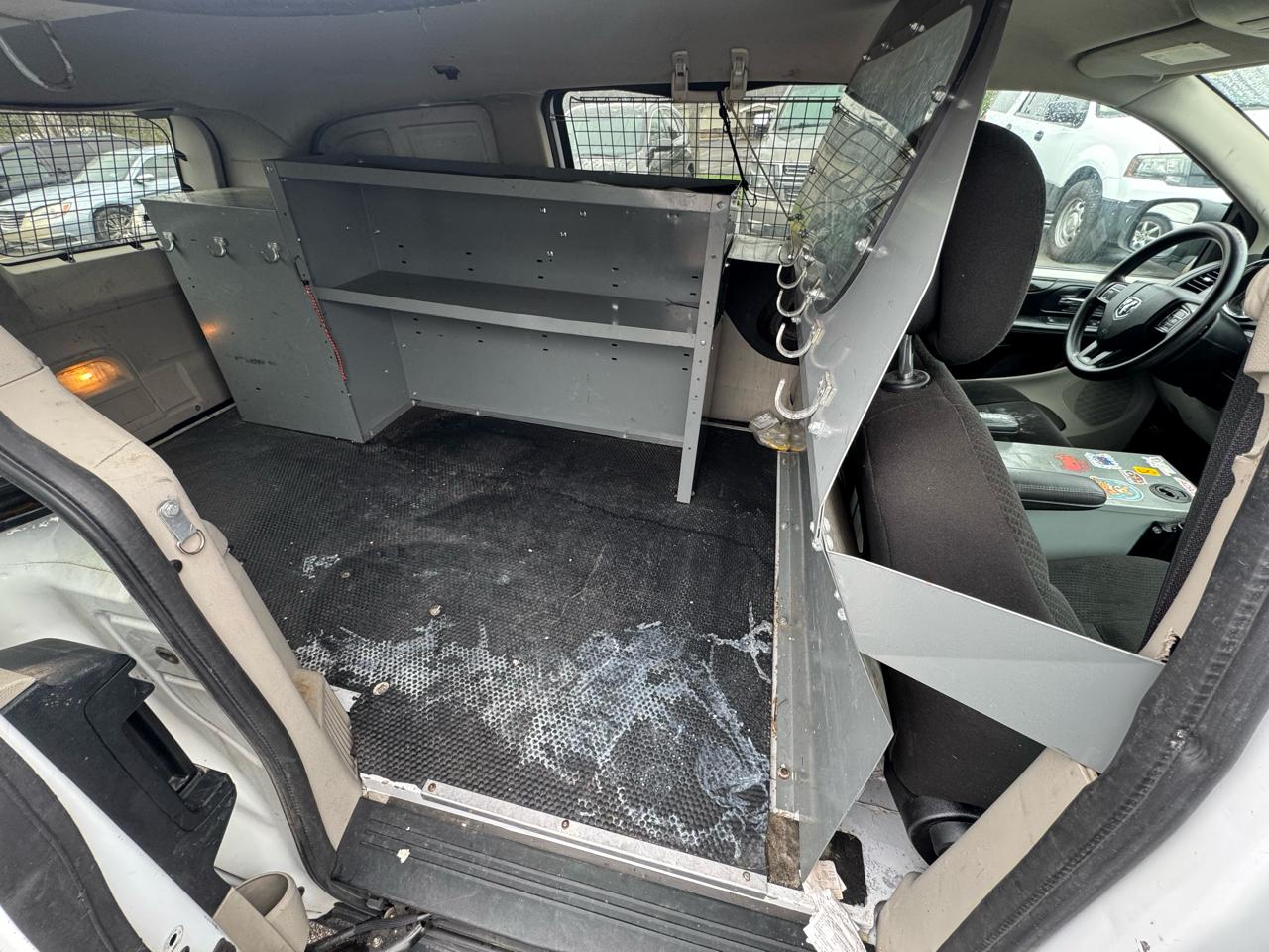 RAM Cargo Van Base 2015