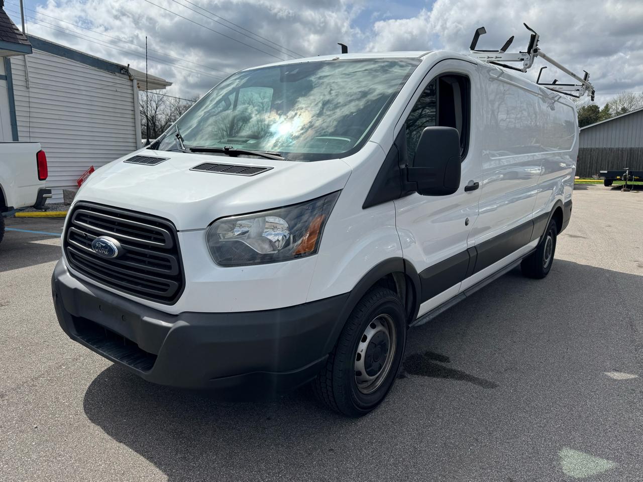 Ford Transit 250 Van Low Roof w/Sliding Pass. 148-in. WB 2016