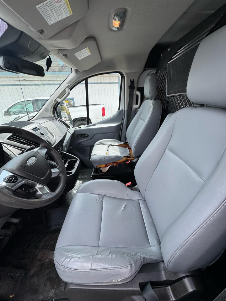 Ford Transit 250 Van Low Roof w/Sliding Pass. 148-in. WB 2016