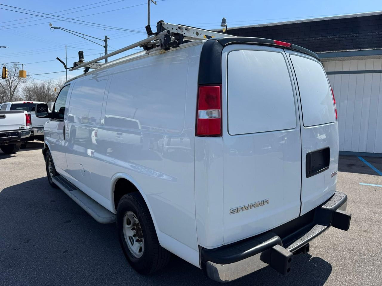 GMC Savana G2500 Cargo 2017