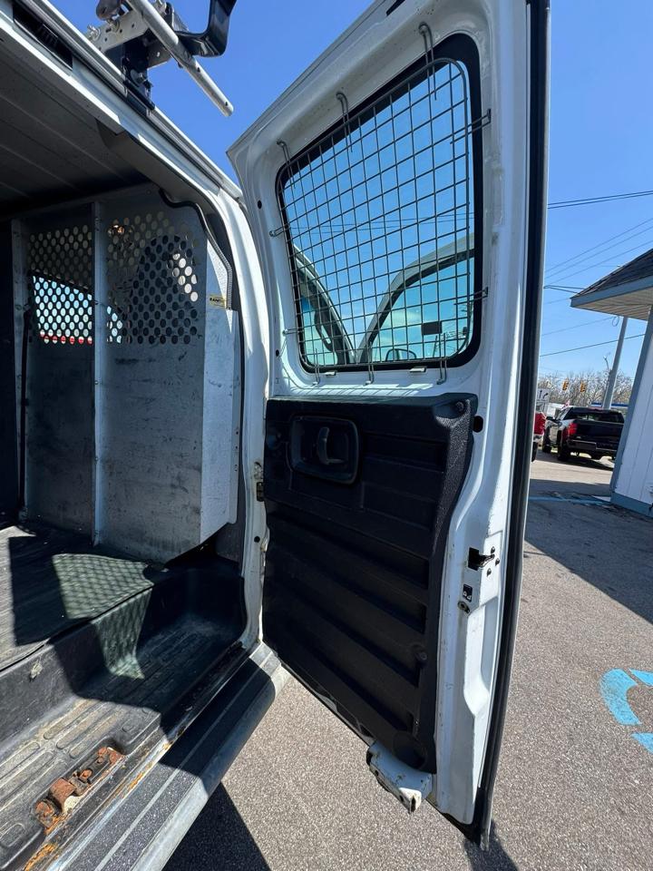 GMC Savana G2500 Cargo 2017