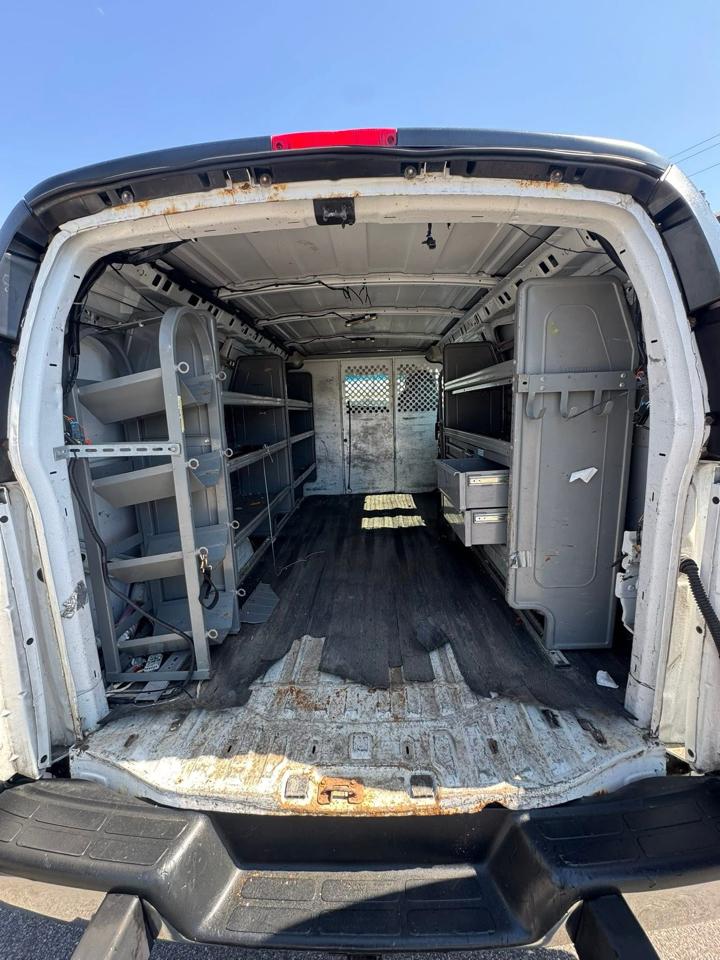 GMC Savana G2500 Cargo 2017