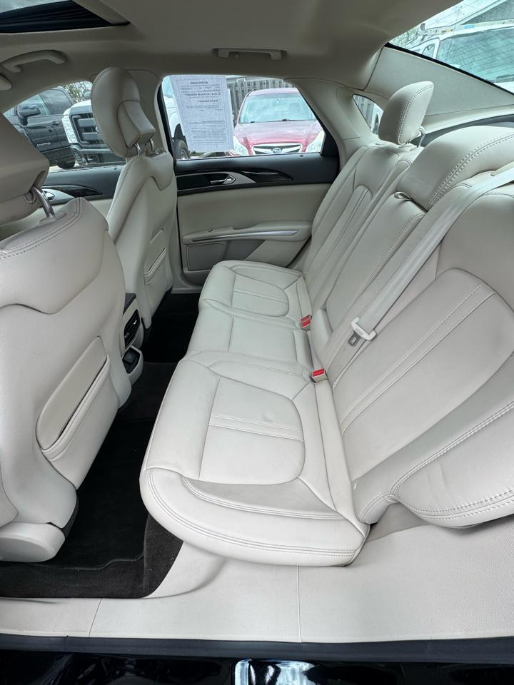 Lincoln MKZ Hybrid Sedan 2016