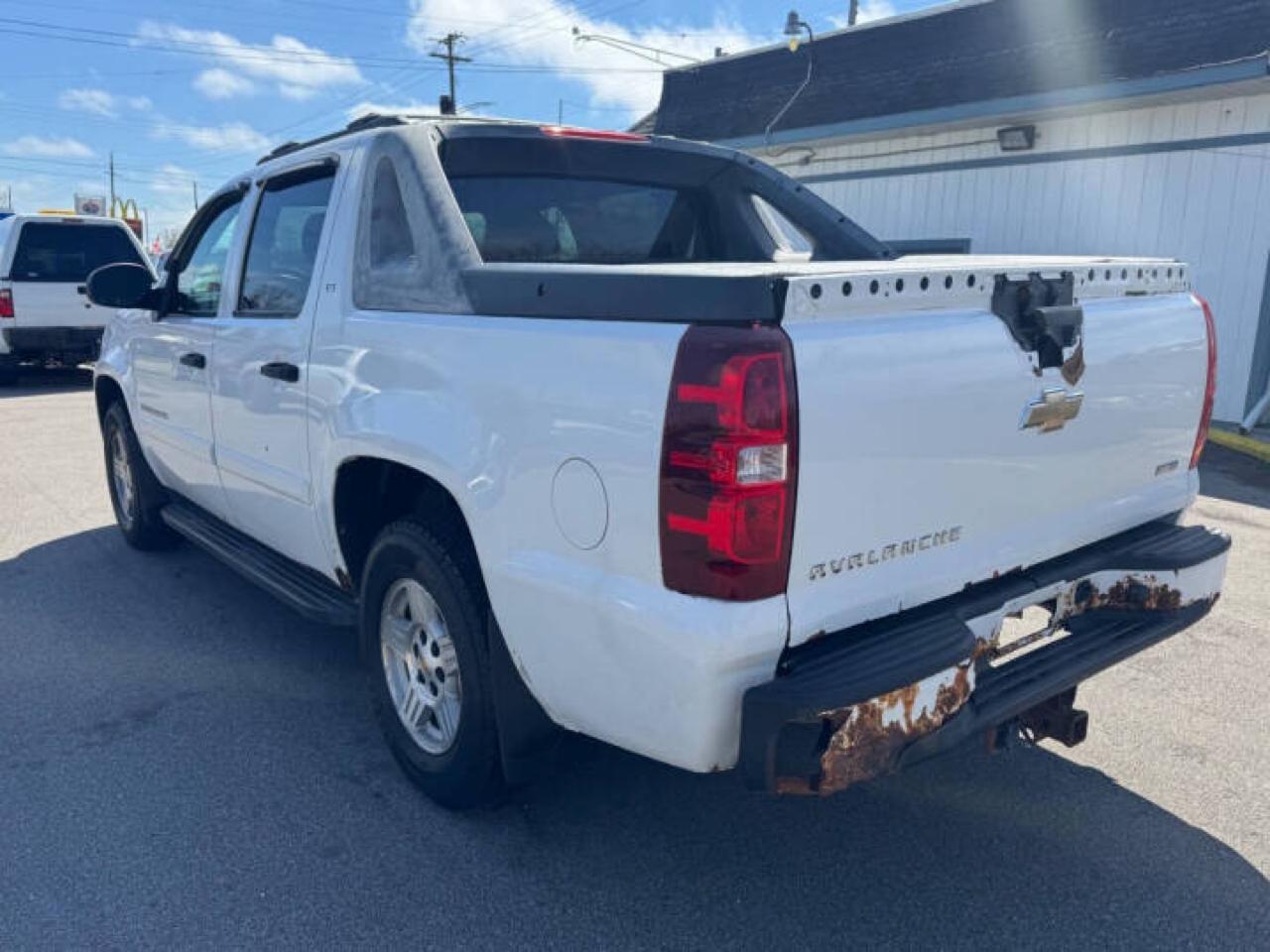 Chevrolet Avalanche LTZ 4WD 2008