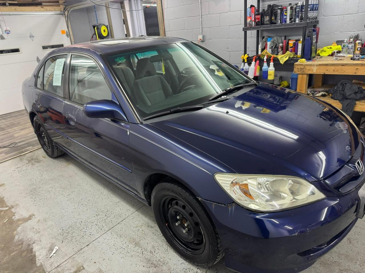 Honda Civic EX Sedan AT with Front Side Airbags 2004
