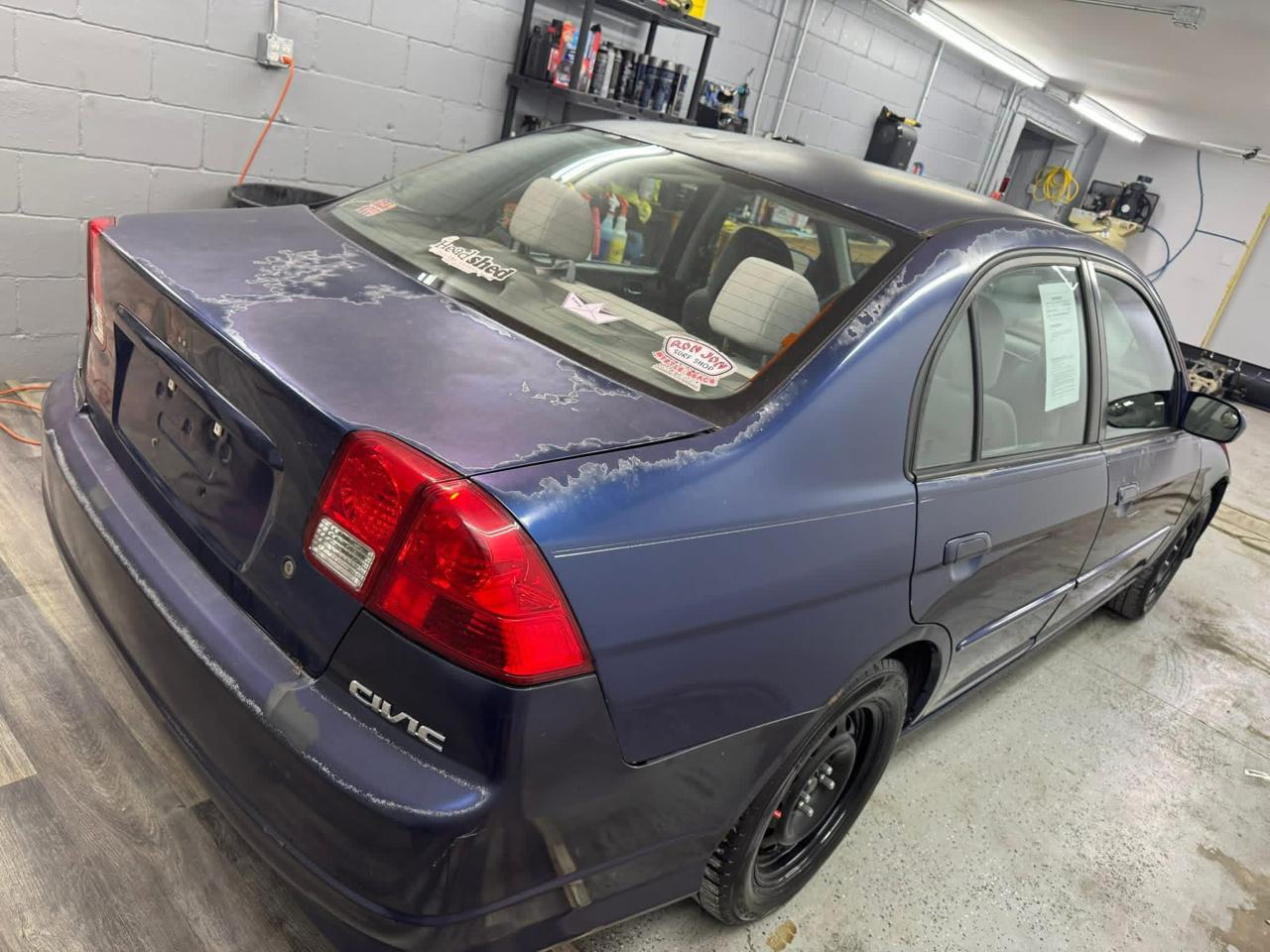 Honda Civic EX Sedan AT with Front Side Airbags 2004