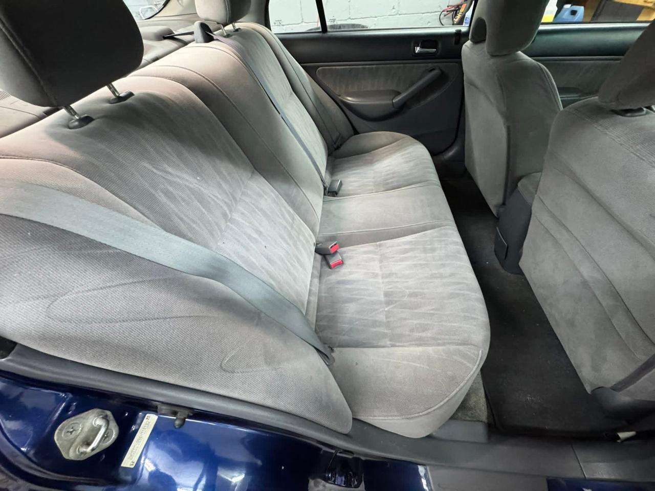 Honda Civic EX Sedan AT with Front Side Airbags 2004