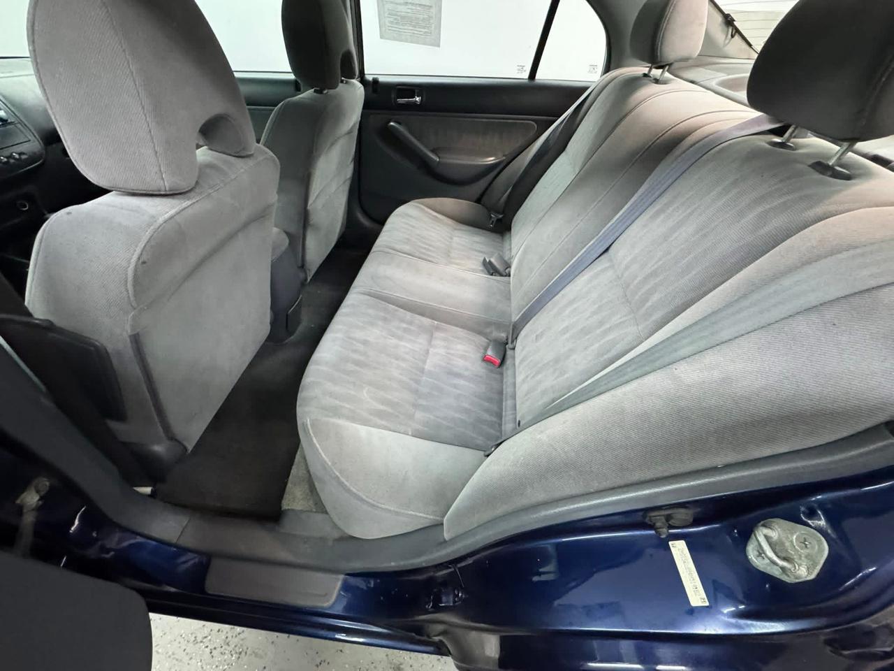 Honda Civic EX Sedan AT with Front Side Airbags 2004