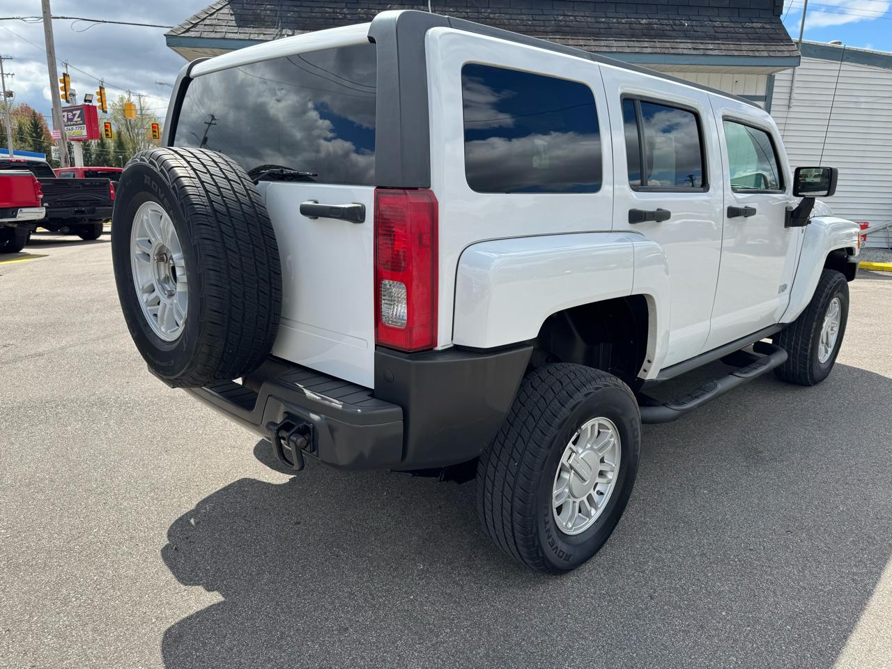 HUMMER H3 Base 2009