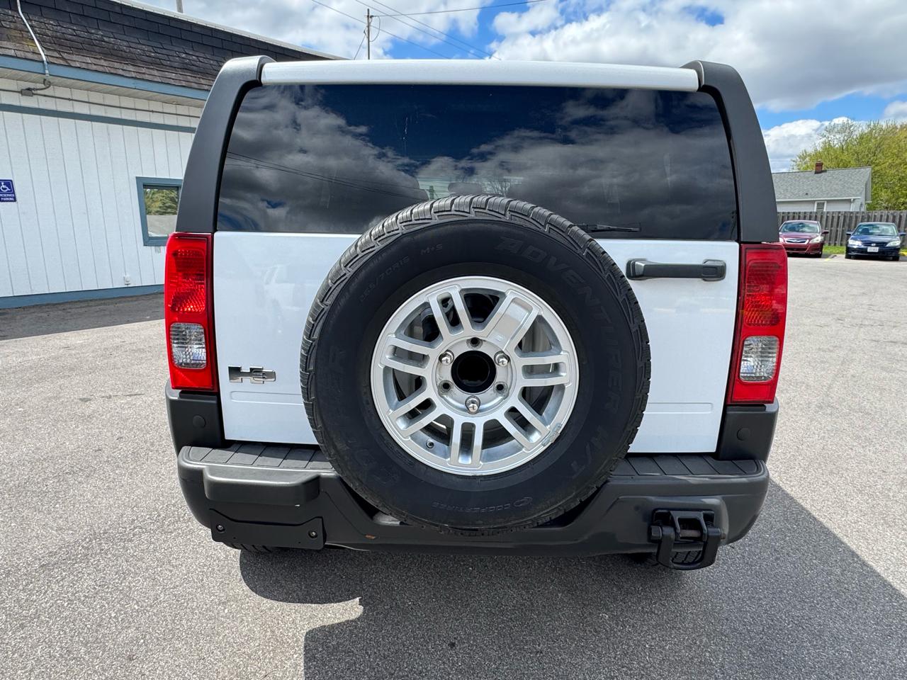 HUMMER H3 Base 2009