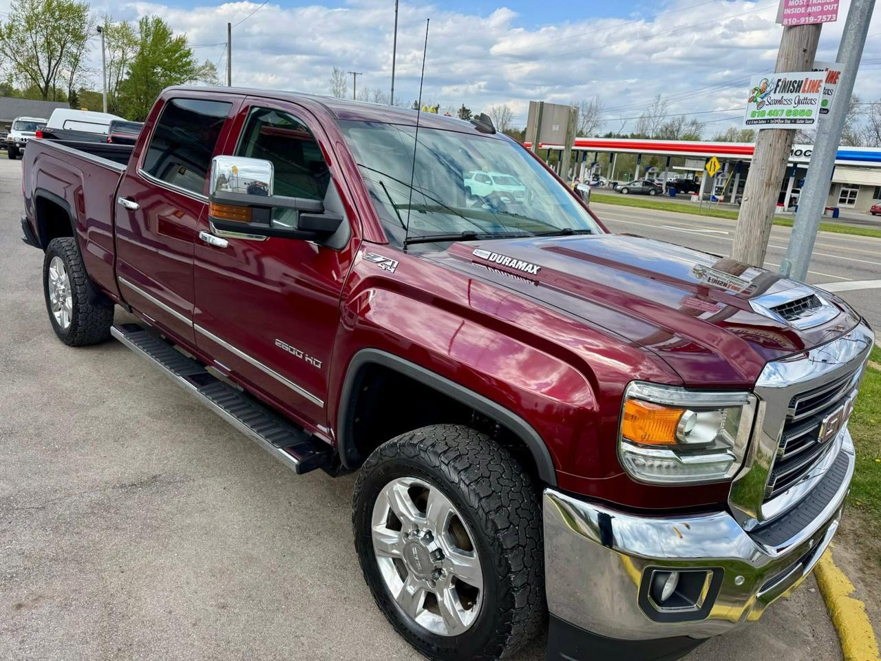 GMC Sierra 2500HD SLT Crew Cab 4WD 2017