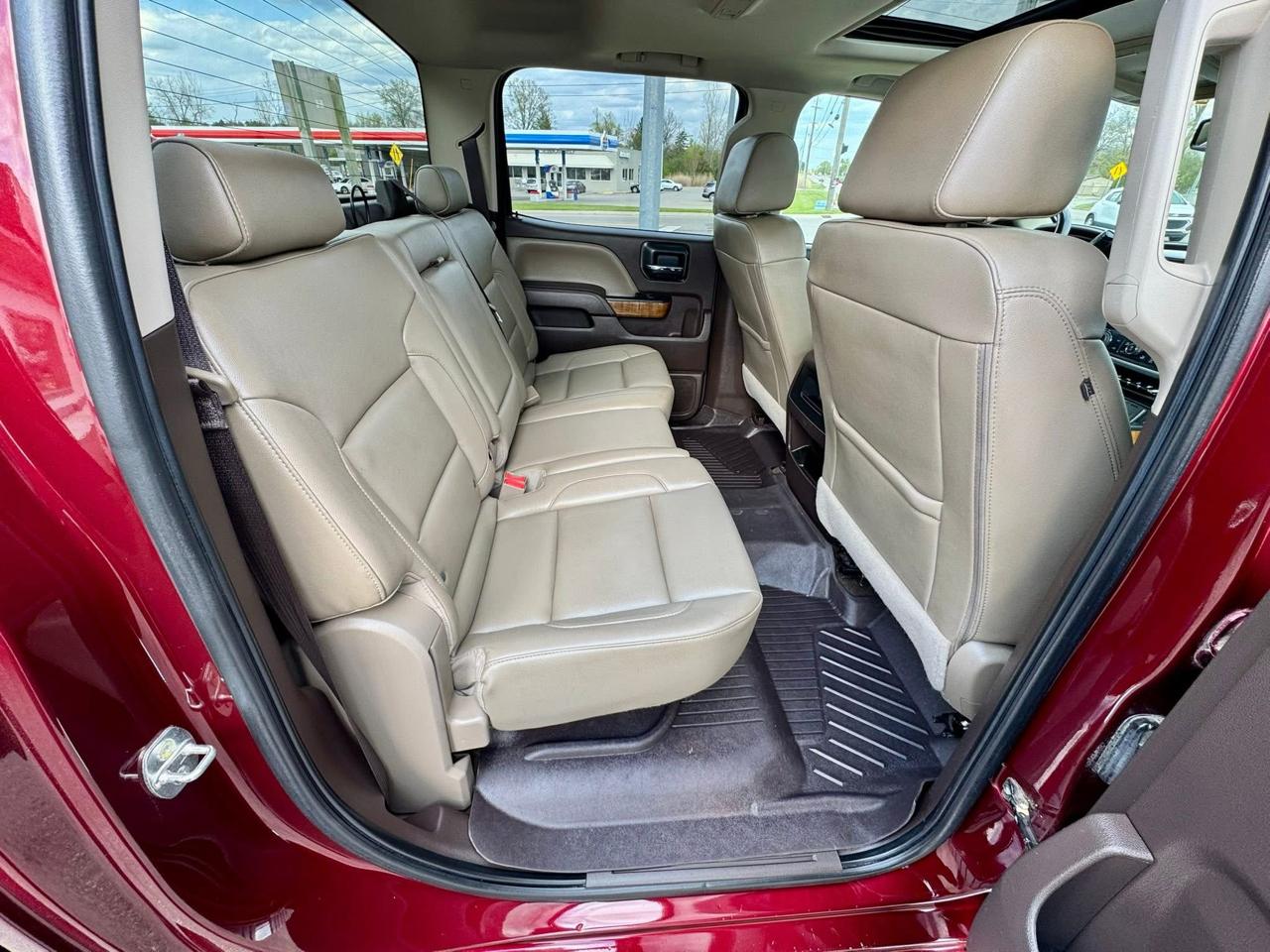 GMC Sierra 2500HD SLT Crew Cab 4WD 2017