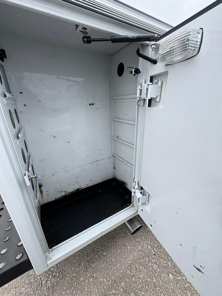 Ford Econoline E-350 Super Duty 2008