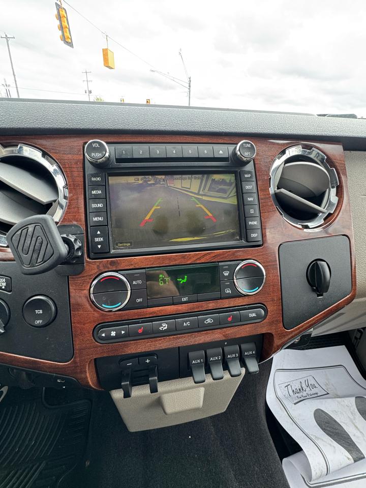 Ford F-250 SD Cabela Crew Cab 4WD 2010
